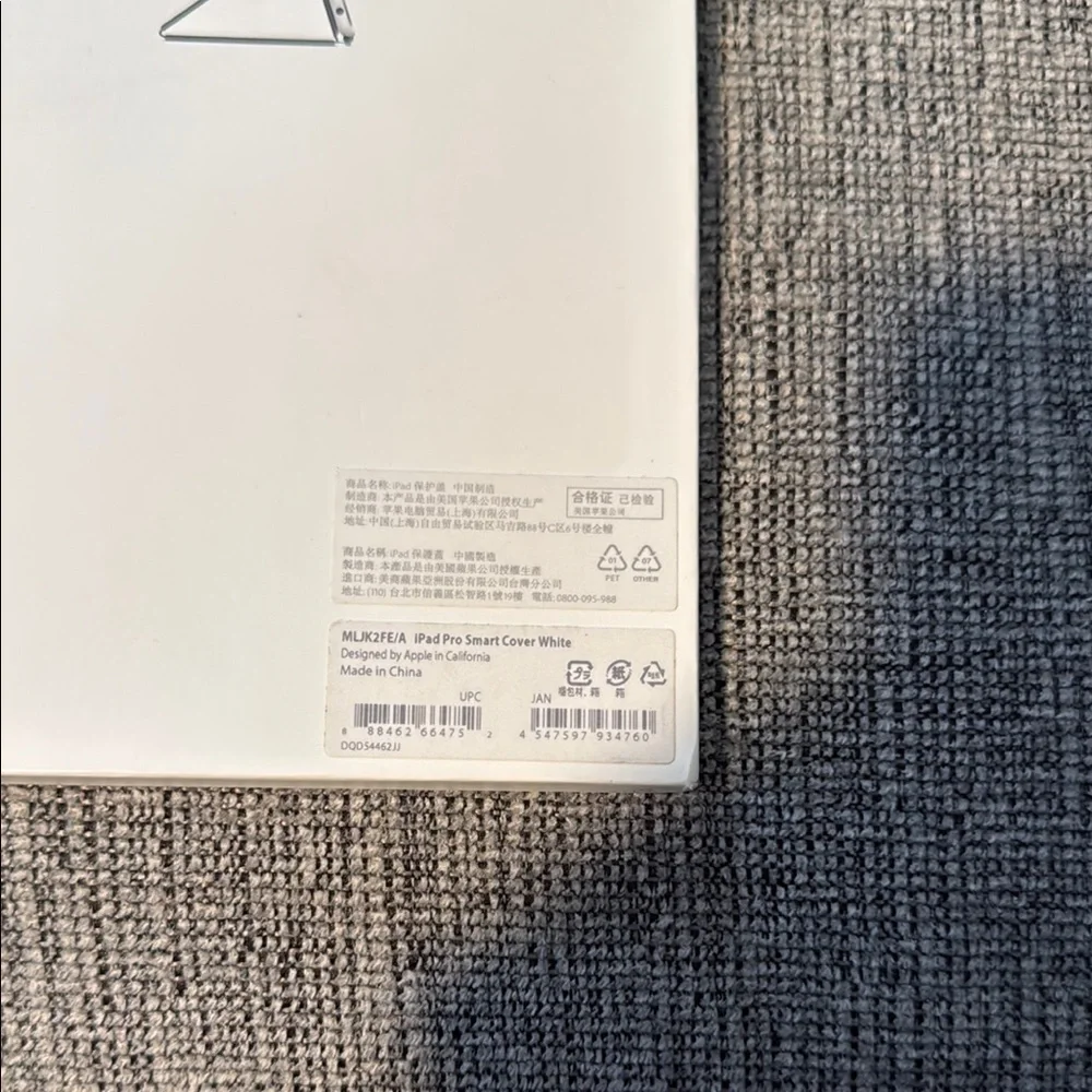 Apple iPad Pro Smart Cover - White